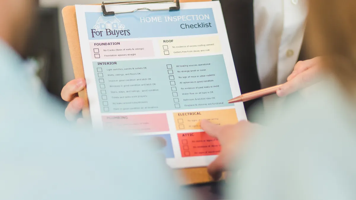 clipboard checklist for reviewing content